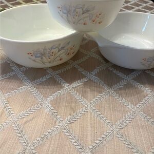 Vintage Pyrex England Blue Floral Mixing Bowl Set 3pc JAJ Pyrex Pour Spout 1 Lid